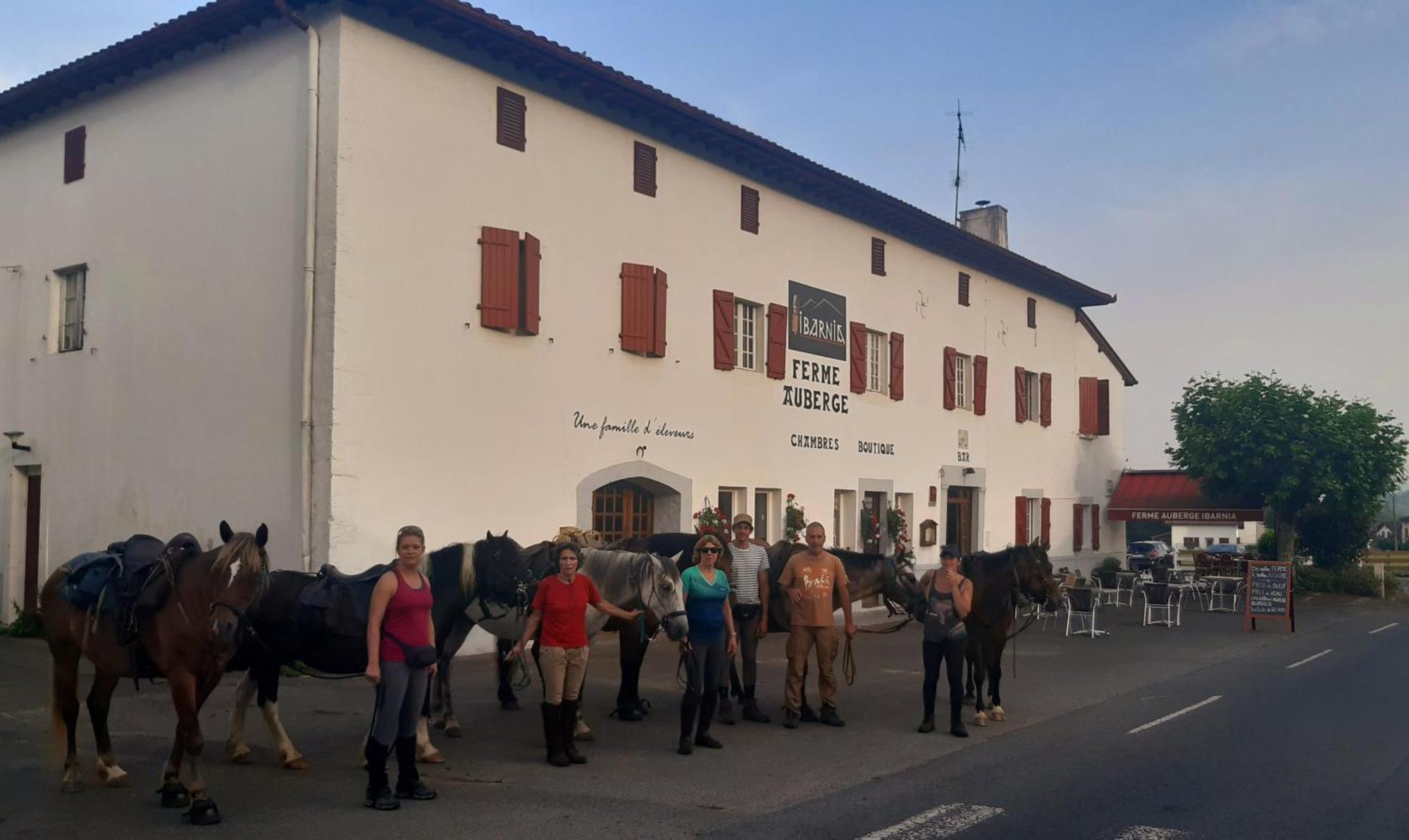 Ferme Auberge Ibarnia 莱坎贝尔里 外观 照片