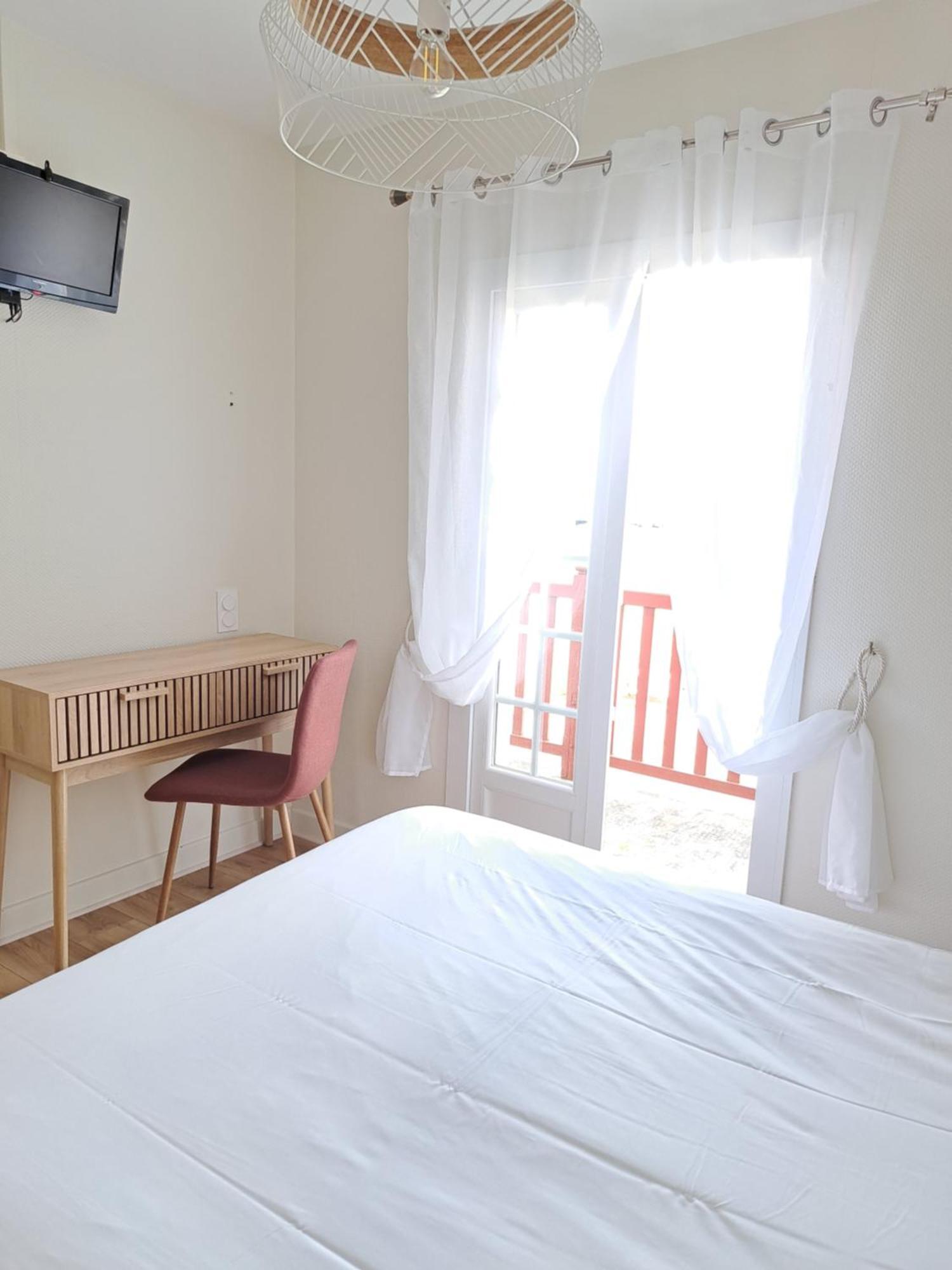 Ferme Auberge Ibarnia 莱坎贝尔里 外观 照片